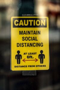 A social distancing notice